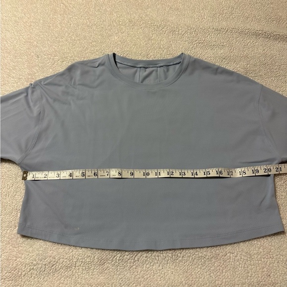 Lululemon Muscle Love Long Sleeve Cropped Shirt Blue Linen Oversized Swiftly - Picture 10 of 14